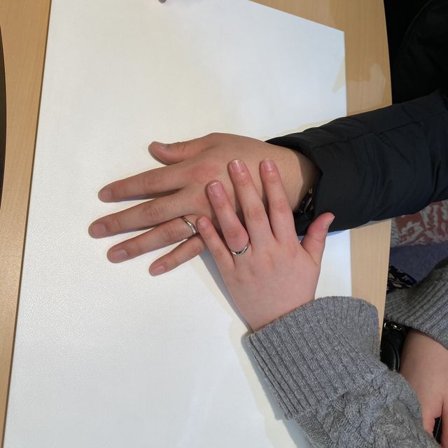 【SIND BAD(シンドバット)の口コミ】 デザインも質もよく価格以上のものだと思い、購入することを決めました。…