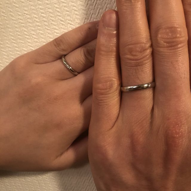 【銀座ダイヤモンドシライシの口コミ】 シンプルで飽きの来ないストレートリングを探していたところ、まさに探し…