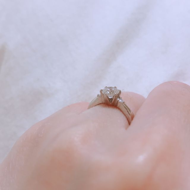 【ラザール ダイヤモンド(LAZARE DIAMOND)の口コミ】 6店程のお店を回って指輪を見ましたが、ピンと来るものがなく「婚約指輪っ…