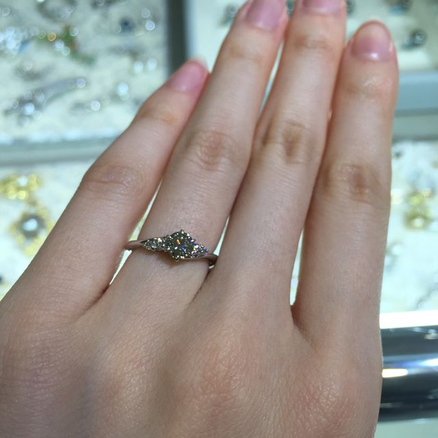 【宝寿堂(ほうじゅどう)の口コミ】 低価格で大きめのダイヤモンドを選べたことが、まずよかったところです。…