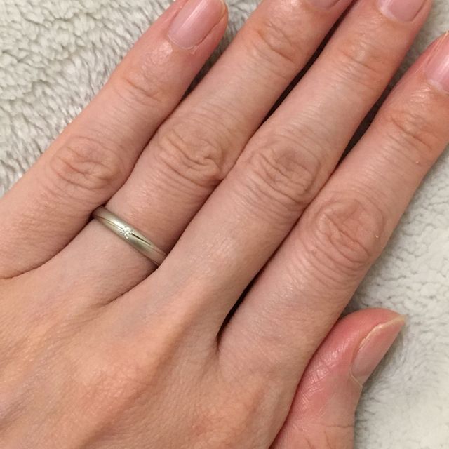 【PILOT BRIDAL(パイロットブライダル)の口コミ】 マット加工がしてあるので、どんな服にでも合いそうな所が気に入りました…