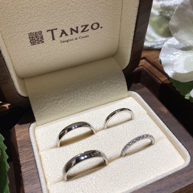 【TANZO.(鍛造指輪)の口コミ】 鍛造製法であり丈夫であったこと。フルオーダーで自分達の好みのデザイン…