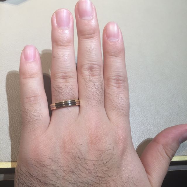 【カルティエ(Cartier)の口コミ】 定番のトリニティリング。ホワイトゴールド、ピンクゴールド、イエローゴ…
