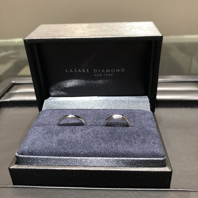 【ラザール ダイヤモンド(LAZARE DIAMOND)の口コミ】 私の指輪のデザインはどの角度からでもダイヤが見え、ラザールダイヤモン…
