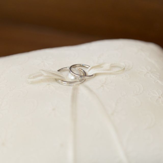 【et TOUJOURS(トゥージュール)の口コミ】 結婚指輪は男性も身につけるものなので、普段どんな服装でも気にせず使用…