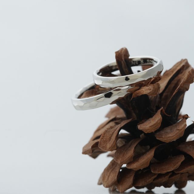 【THREE TREES(スリーツリーズ)の口コミ】 手作りでしかできない、特別なデザインにしました！

カットラインが動く…