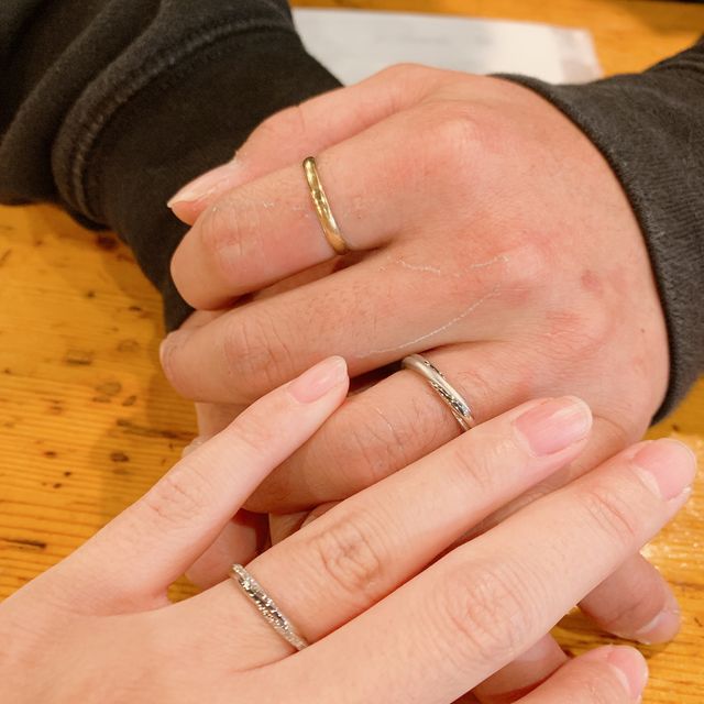 【銀座ダイヤモンドシライシの口コミ】 どのブランドにしようか迷っている時に、目に止まったデザインでした。銀…