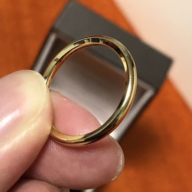 【アイプリモ(I-PRIMO)の口コミ】 デザインが素敵です。細身のデザインであるが、高さがあるので、あまり細…