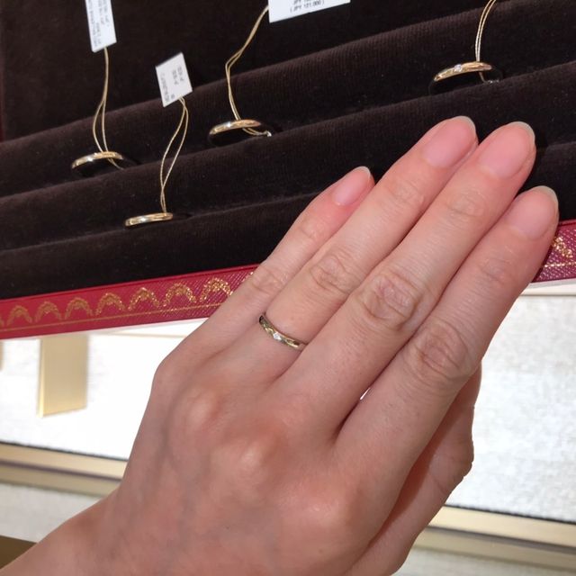 【カルティエ(Cartier)の口コミ】 カルティエのブランド力に、海外ブランド独特のシンプルなデザインが落と…