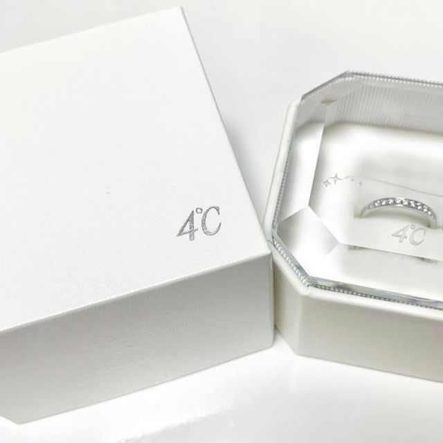 【4℃ BRIDAL(ヨンドシーブライダル)の口コミ】 ものすごく正直に言うと、ヨンドシーさんはとても自分達にとって身近な存…