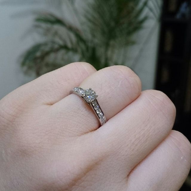 【カルティエ(Cartier)の口コミ】 憧れのブランドだったのと、デザインが気に入りました。

予算に合わせて…