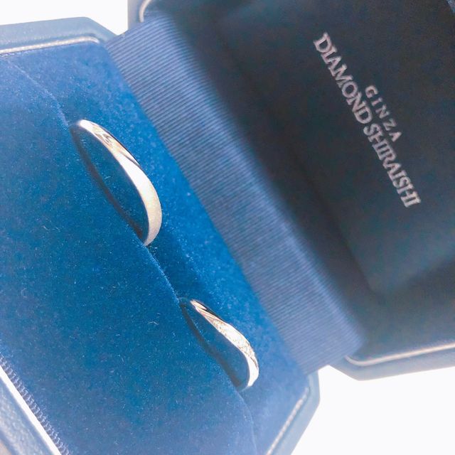 【銀座ダイヤモンドシライシの口コミ】 お互いにシンプルなものよりも、
ちょっと個性があり目を惹くデザインのも…