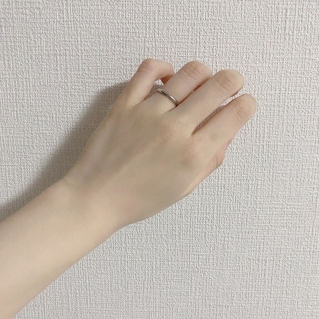 【銀座ダイヤモンドシライシの口コミ】 普段からファッションリングをつけるので、シンプルなものを探していまし…