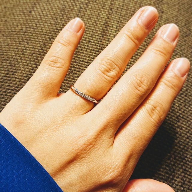 【4℃ BRIDAL(ヨンドシーブライダル)の口コミ】 相手は日常的に指輪をしないため購入は私の分のみ。ということだったので…