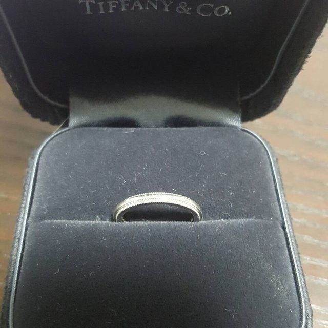 【ティファニー(Tiffany & Co.)の口コミ】 結婚指輪は長く使うものなので、飽きがこないようにシンプルなデザインを…