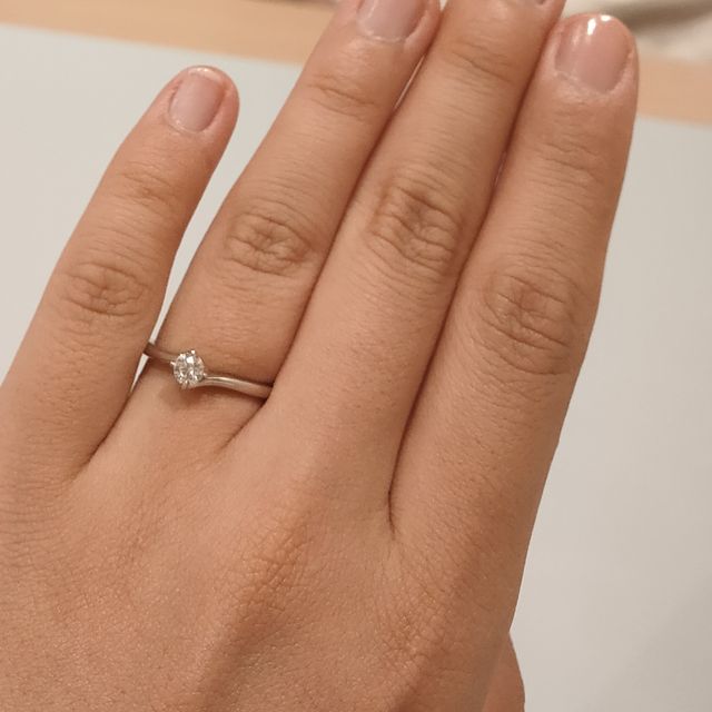 【ラザール ダイヤモンド(LAZARE DIAMOND)の口コミ】 こちらのお店のダイヤモンドが1番輝いていて、忘れられず...。1度お店に伺…