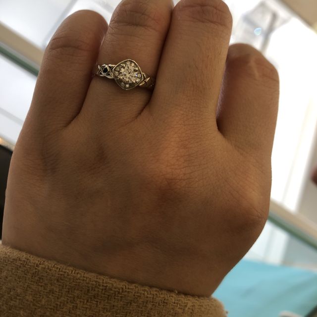 【シャネル(CHANEL)の口コミ】 シャネルらしさが全面に出ていてとにかく可愛いです。シャネルファンの方…