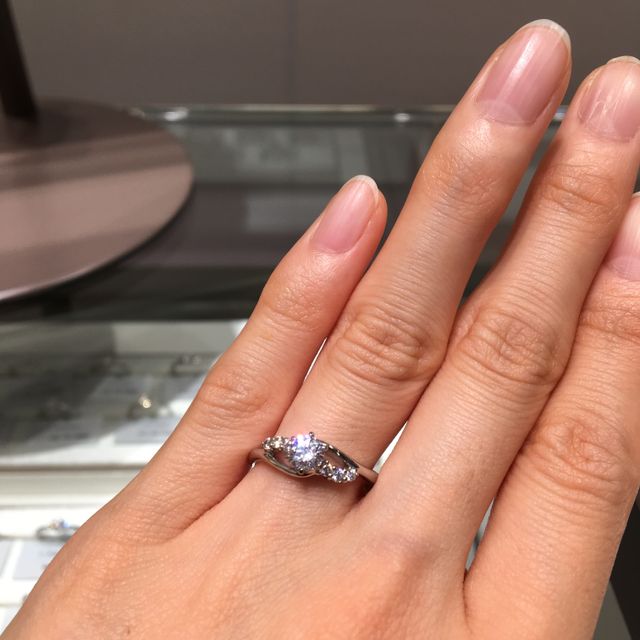 【アイプリモ(I-PRIMO)の口コミ】 指輪デザインは何百種類もあり、またひとつひとつに秘められた想いや誕生…