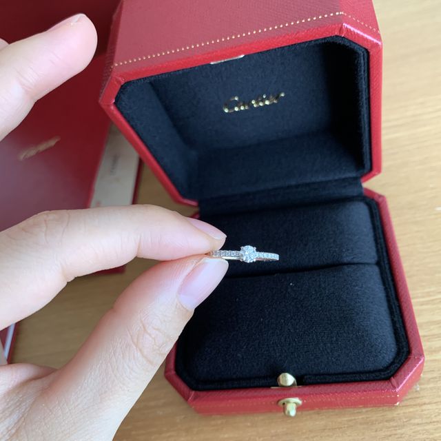 【カルティエ(Cartier)の口コミ】 普段から着けやすい指輪がいいなと思い、エタニティリングで探していまし…
