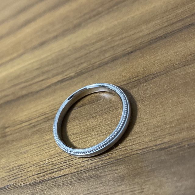 【俄(にわか)の口コミ】 シンプルなデザインを探していました。当初は本当にデザイン無し？くらい…