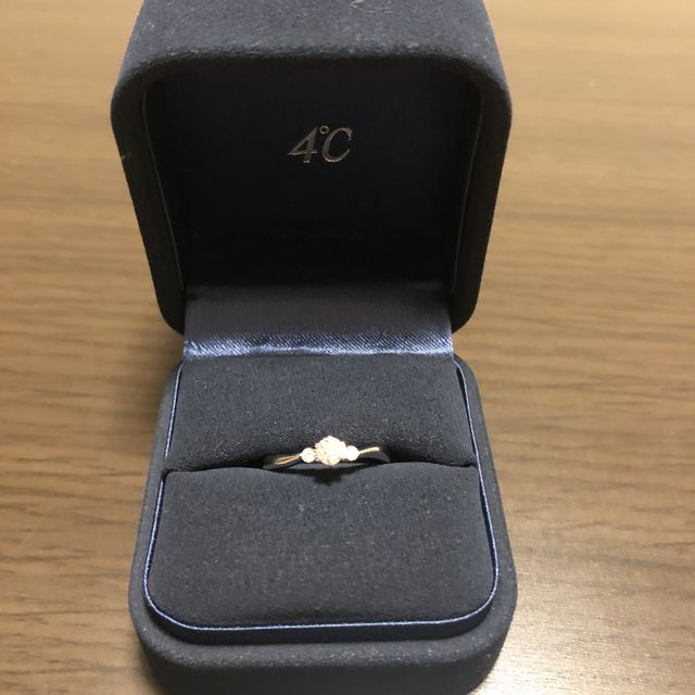 【4℃ BRIDAL(ヨンドシーブライダル)の口コミ】 ハートアンドキューピットダイアモンドがあり、スコープを覗きダイアモン…