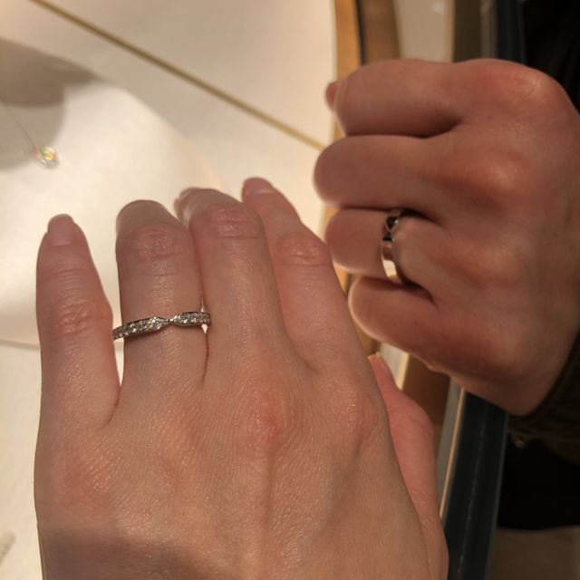 【ショーメ(CHAUMET)の口コミ】 気品があり、普段使いができると思ったので試着してみました。スッキリと…