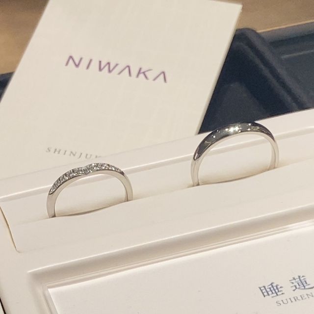 【俄(にわか)の口コミ】 京都のブランドという点に惹かれて見始めた俄のリングですが、こちらの結…