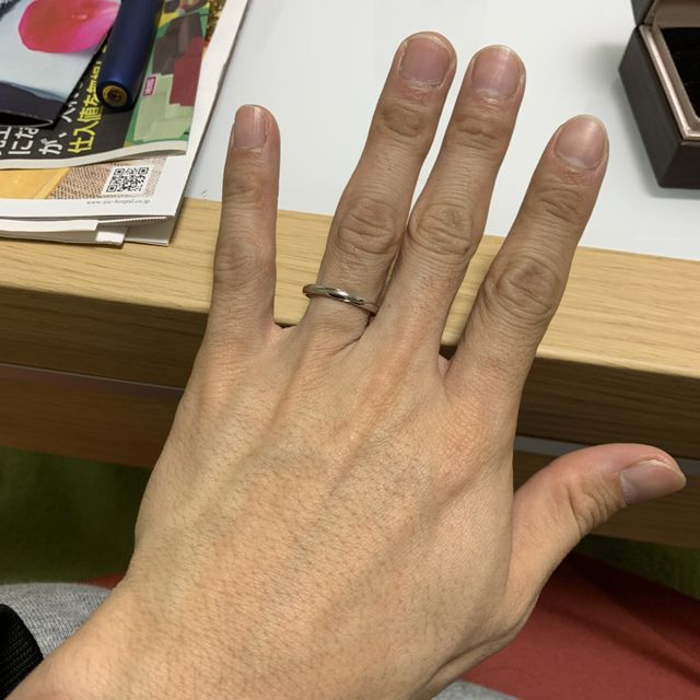 【アイプリモ(I-PRIMO)の口コミ】 合わせた時にデザインが重なるものがいいと思っていたところ、この指輪を…