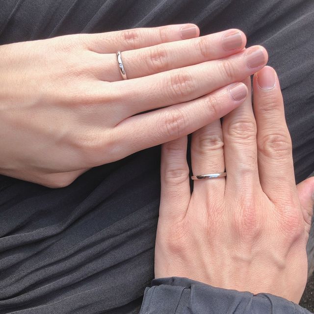 【カルティエ(Cartier)の口コミ】 婚約指輪と違い、毎日身に付けるものなので
華美でゴツゴツしたものではな…