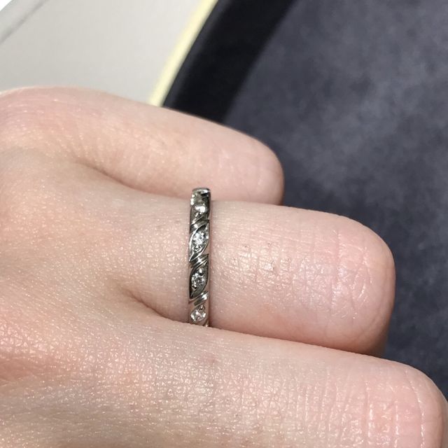 【ショーメ(CHAUMET)の口コミ】 私自身、骨張った手をしているので、華奢過ぎるデザインでないことと、ダ…