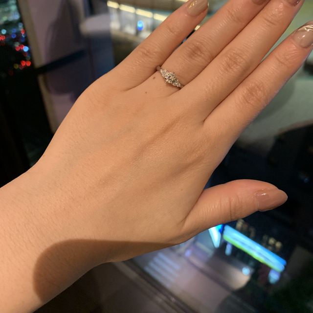 【銀座ダイヤモンドシライシの口コミ】 メレつきがよかったことと、来店したタイミングでダイヤモンドの質が最も…