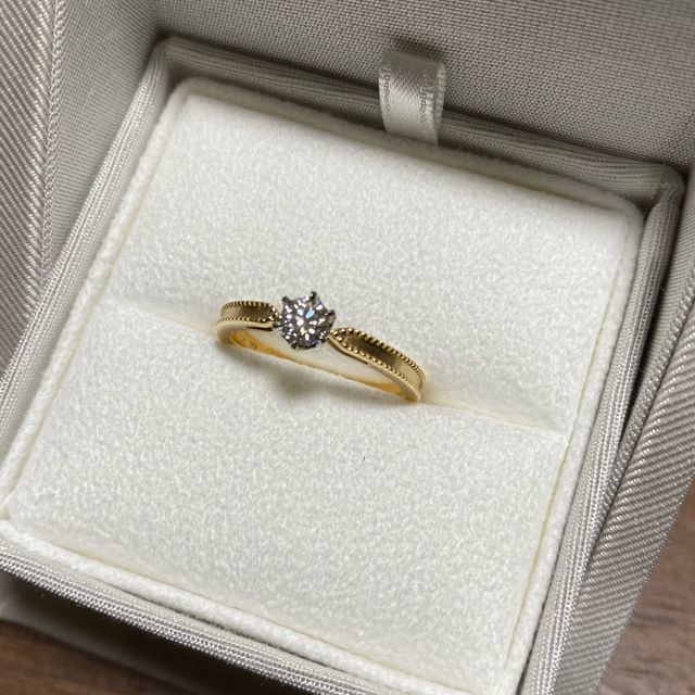 【ENUOVE(イノーヴェ)の口コミ】 2人で決めました。最初はプラチナリングがいいかと思っていましたが、店員…