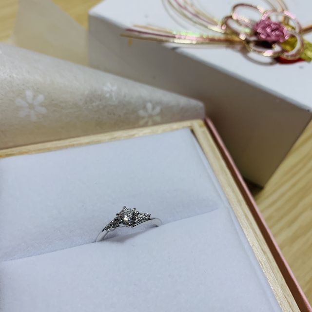 【宝寿堂(ほうじゅどう)の口コミ】 お店の方から、沢山のデザインのものを見せていただき、沢山試着して納得…