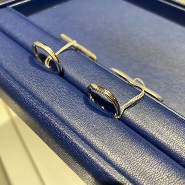 【銀座ダイヤモンドシライシの口コミ】 Aigle既存のものでしたが、妻のフルオーダーメイドエンゲージリングとピッ…