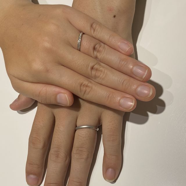 【4℃ BRIDAL(ヨンドシーブライダル)の口コミ】 2020年モデルでウェーブのかかった形がしっくりきました。
着用時も違和感…