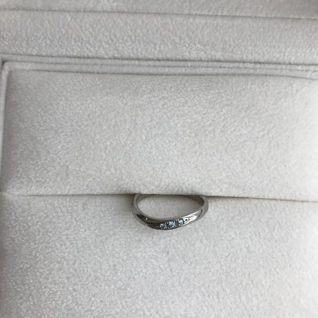 【CHARMY(チャーミー)の口コミ】 ストレートなデザインより若干ウエーブがついているものが好みであったた…