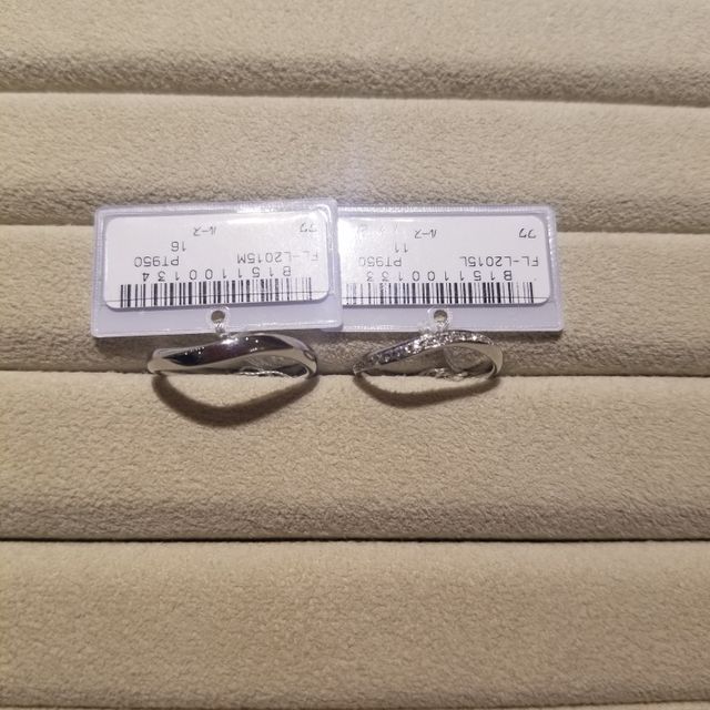 【TRECENTI(トレセンテ)の口コミ】 着け心地がよかったです。
ダイヤモンドもキラキラと綺麗で、でも主張しす…