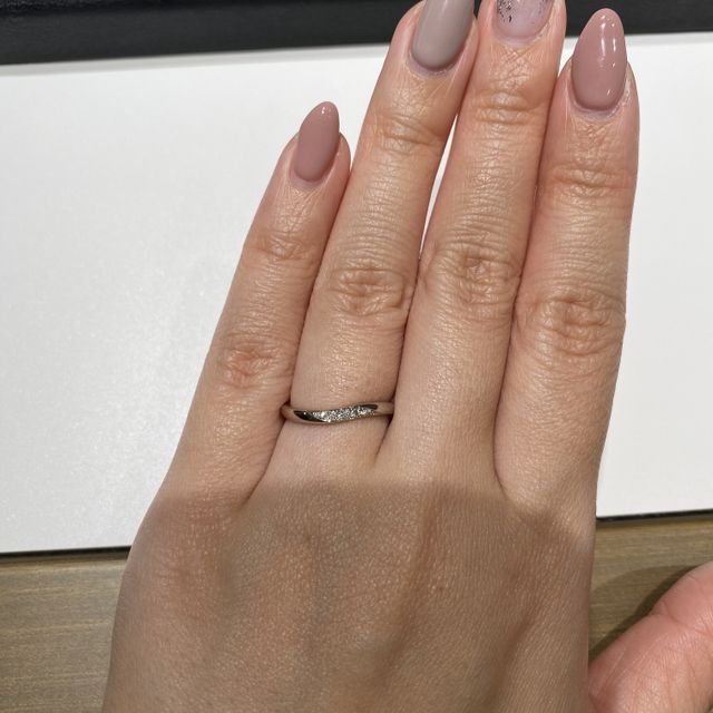 【ラザール ダイヤモンド(LAZARE DIAMOND)の口コミ】 ダイヤモンドが凄く綺麗でした。
種類がたくさんあり、たくさん持ってきて…