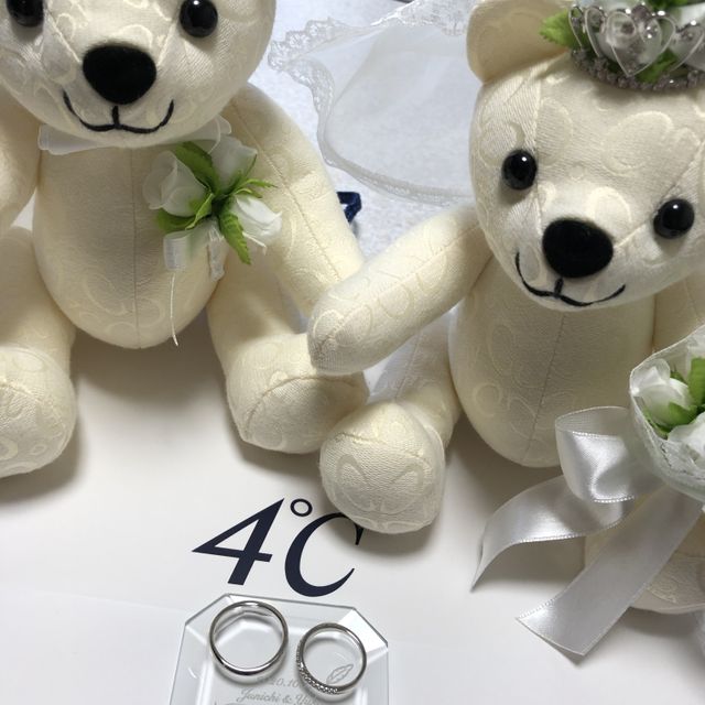 【4℃ BRIDAL(ヨンドシーブライダル)の口コミ】 たくさんデザインのある中でシンプルすぎず地味すぎず毎日はつけない私と…