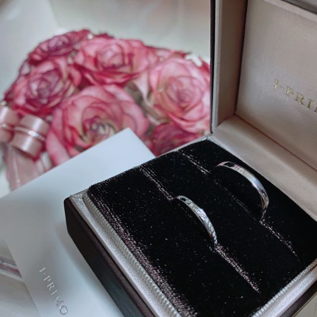 【アイプリモ(I-PRIMO)の口コミ】 彼がプロポーズしてくれた時にI-PRIMOさんの婚約指輪をくれました。シンプ…