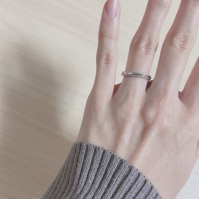 【4℃ BRIDAL(ヨンドシーブライダル)の口コミ】 デザイン・予算内の金額でしたのでこちらに決めました。
ミル打ちデザイン…