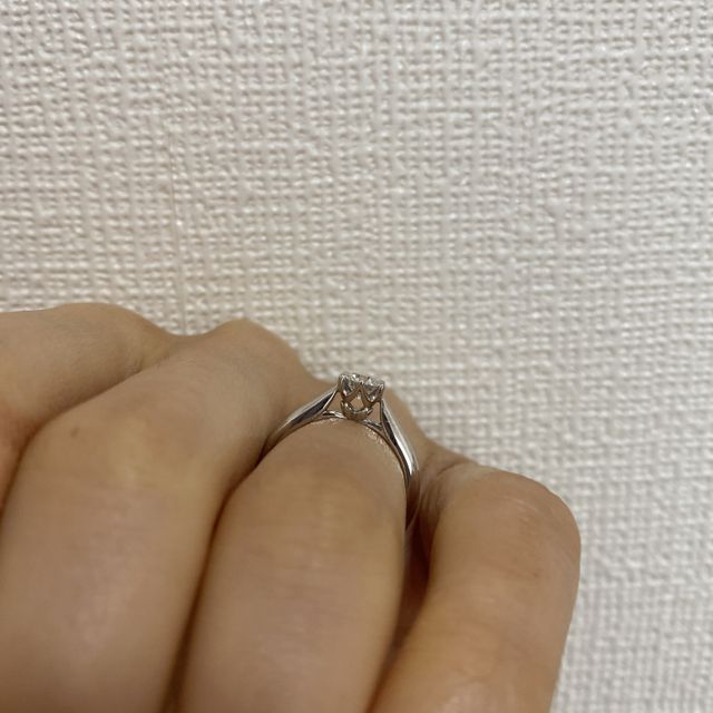 【銀座ダイヤモンドシライシの口コミ】 予算範囲で質の良いダイヤを探したいと思い、ダイヤモンドシライシさんに…