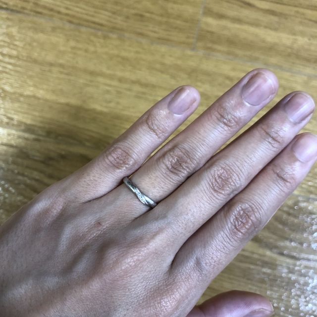 【雅-miyabi- の口コミ】 もらった婚約指輪と同じブランドにて、重ねづけしてもきれいに見えるデザ…