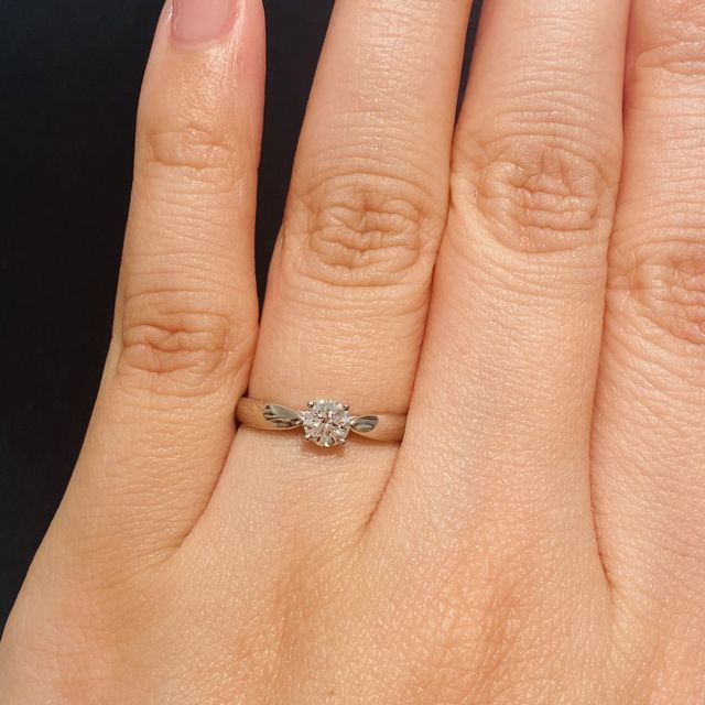 【ティファニー(Tiffany & Co.)の口コミ】 試着したハーモニーラウンドブリリアントエンゲージメントリングプラチナ…