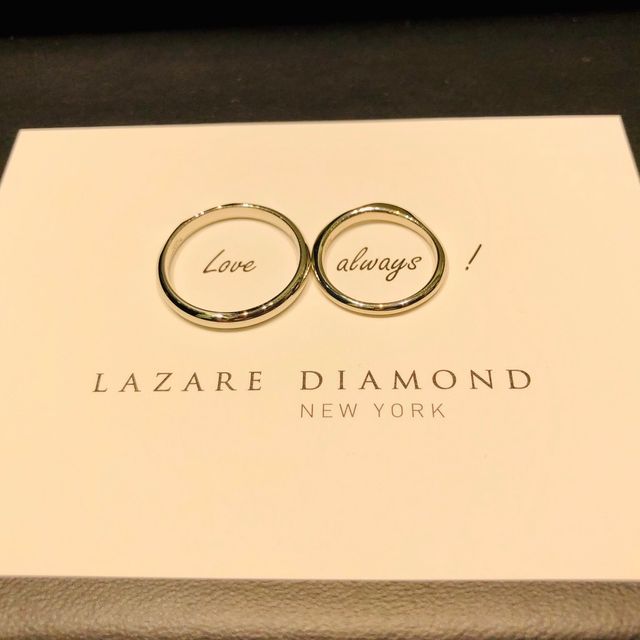 【ラザール ダイヤモンド(LAZARE DIAMOND)の口コミ】 指輪のデザインがシンプルで自分にとって気に入ったものであったことと、
…