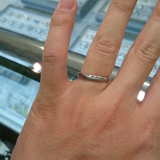 【宝寿堂(ほうじゅどう)の口コミ】 価格とアフターケアと営業マンの親切さが決め手です！
ダイヤモンドの数や…