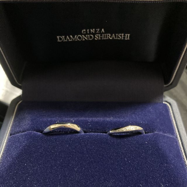 【銀座ダイヤモンドシライシの口コミ】 ダイヤのついた結婚指輪がよくて口コミをみて銀座ダイヤモンドシライシさ…