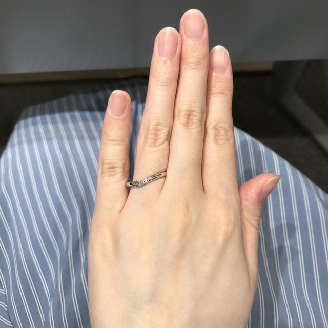 【アイプリモ(I-PRIMO)の口コミ】 デザインがとても気に入りました。リングは緩やかな感じで主張が激しすぎ…