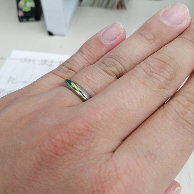 【SORA(ソラ)の口コミ】 指輪の色や形、デザインは複数ある中から選ぶことができます。磨きあげは…