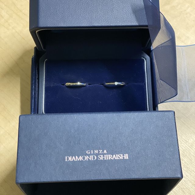 【銀座ダイヤモンドシライシの口コミ】 指に入れた時の指通り、付けてる時の自然さ、また永久保証と細かなサイズ…